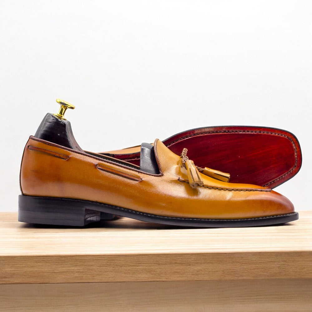 Handcrafted Men's Tan Tassel Shoes  Genuine Leather Loafers for Stylish Gentlemen