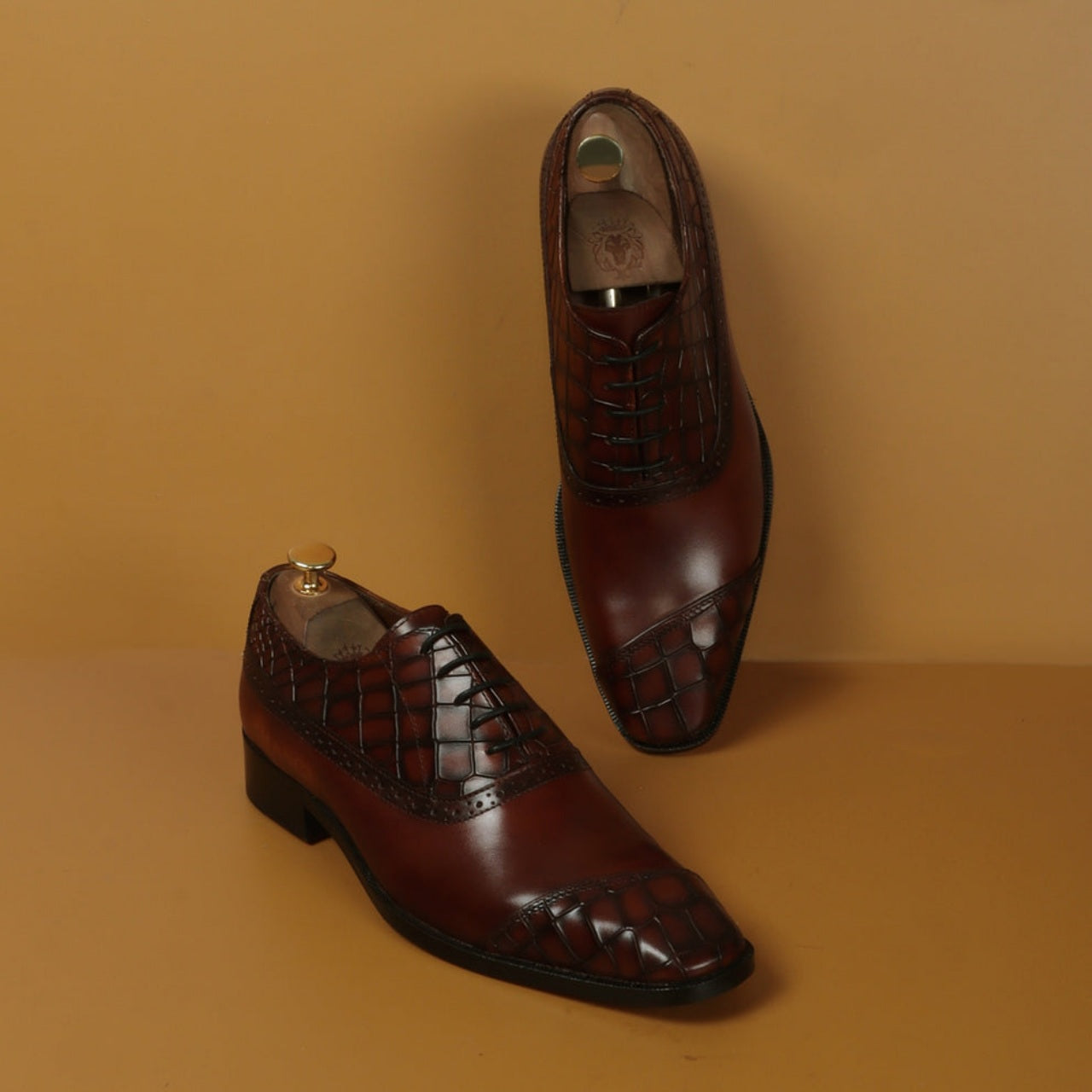 Handmade CAP TOE DEEP CUT ESPRESSO LEATHER DOUBLE SHADE MEN'S FORMAL SHOP TOE DEEP CUT ESPRESSO LEATHER DOUBLE SHADE MEN'S FORMAL SHOES