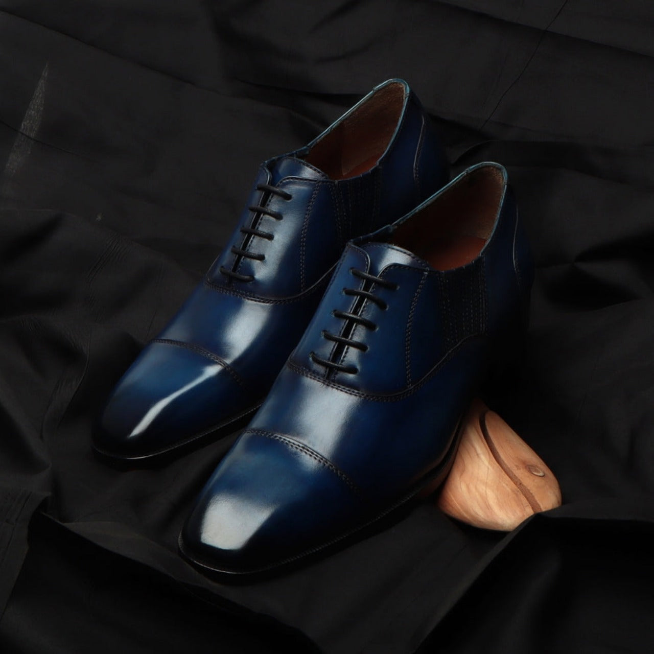 Handmade Blue Leather Side Elastic Lazy Men Oxford