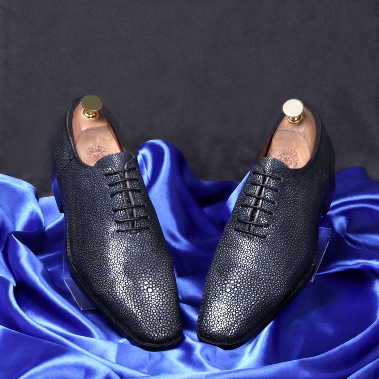 HANDMADE OXFORDS LACE-UP FORMAL SHOES IN STINGRAY FISH LEATHER