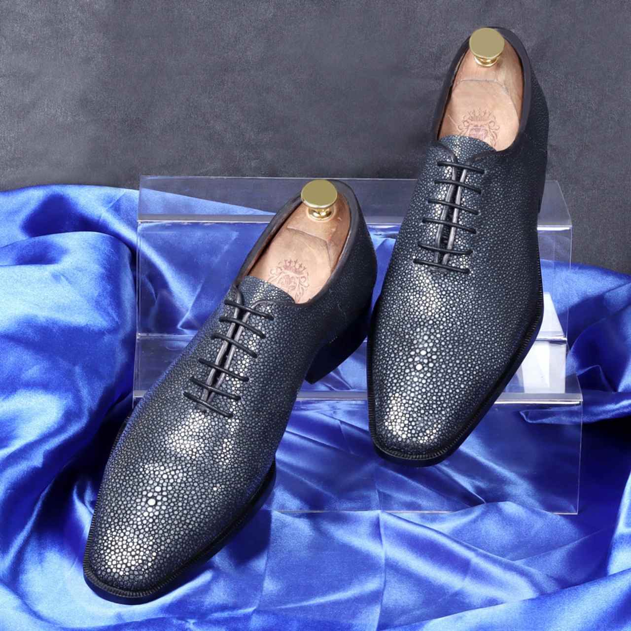 HANDMADE OXFORDS LACE-UP FORMAL SHOES IN STINGRAY FISH LEATHER
