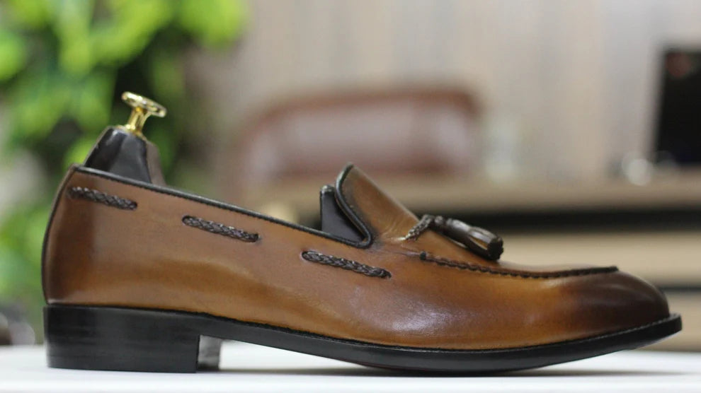 Handmade Tussle Loafer Shoes, Leather Dark Brown Loafers For Men's